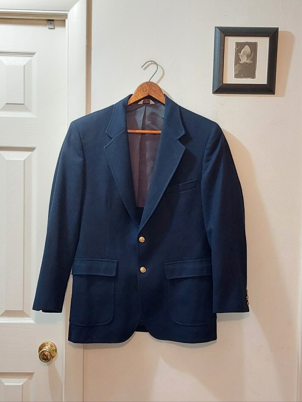 Men's Classic Wool Navy Blazer - Two-Button Sport Coat 40R